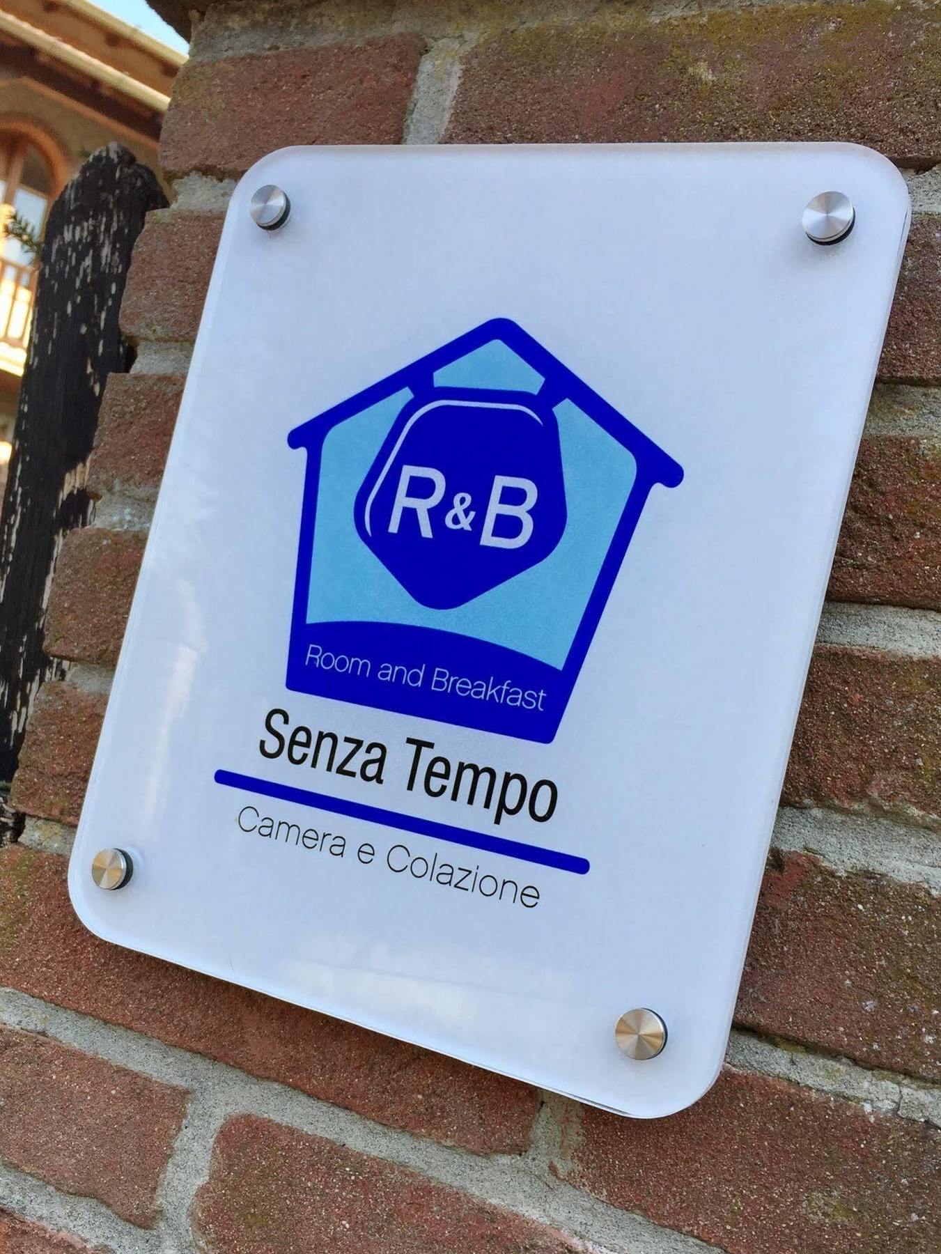 Senza Tempo Room & Breakfast Grazzano Visconti Bagian luar foto