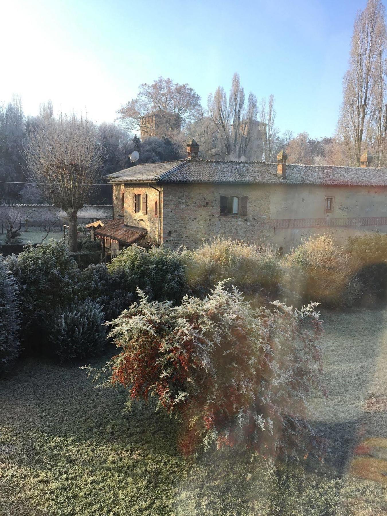 Senza Tempo Room & Breakfast Grazzano Visconti Bagian luar foto